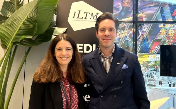 Chris Orlikowski à l'ILTM de Cannes, en compagnie de Emilie Pichon, Directeur régional Europe chez Mandarin Oriental (© PB)