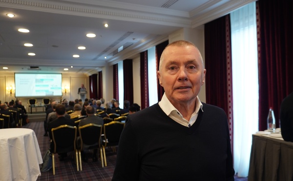 Invité à l'assemblée générale du BAR France, mardi 21 janvier, Willie Walsh prend la pause pour TourMaG - Photo : C.Hardin