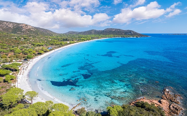 Ollandini Voyages a pris des blocs sièges pour stabiliser les prix des billets d'avion en Corse - Deposiphotos.com Auteur Balate Dorin