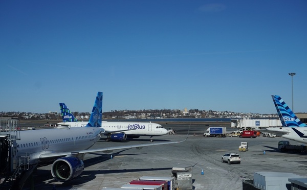 La famille Airbus JetBlue à Boston. Photo : C.Hardin